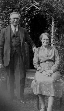 Robert Maurice Bishop with his wife Dorcas (née Hawes). Photo: Ralph Sparrow.
