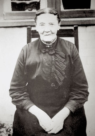 Ann Maria Harding (née Levitt) circa 1890.