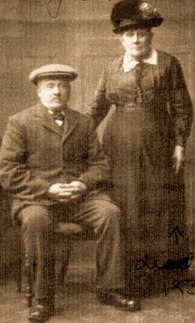 Alfred Newman with his wife Harriet Cooper